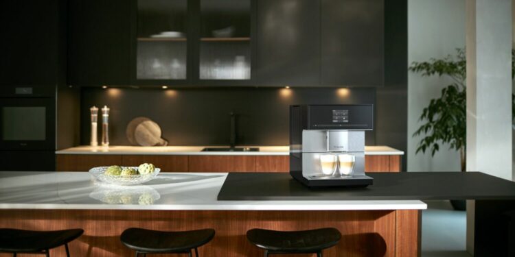 Café helado, una fantástica alternativa para refrescarse este verano