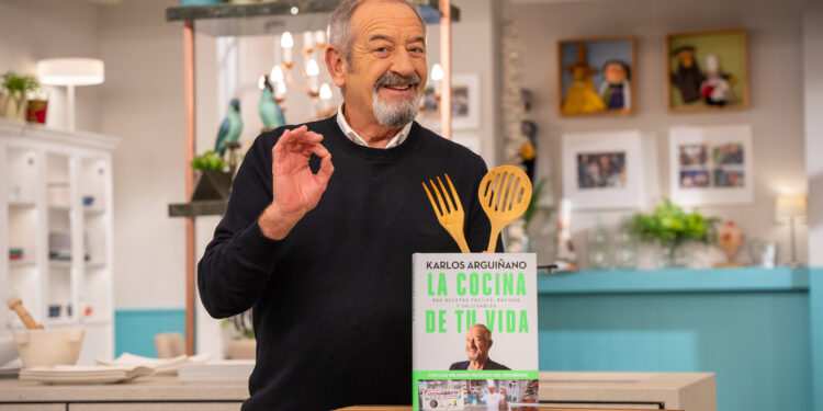 Karlos Arguiñano presentando 'La cocina de tu vida'