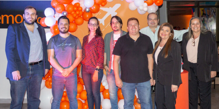 Concurrida celebración de Volemos en su cuarto aniversario