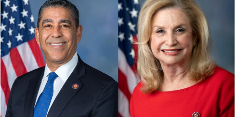 Congresistas Espaillat y Maloney presionan al DOT para que exija a líneas aéreas y agentes de viajes reembolsos a pasajeros por cancelaciones