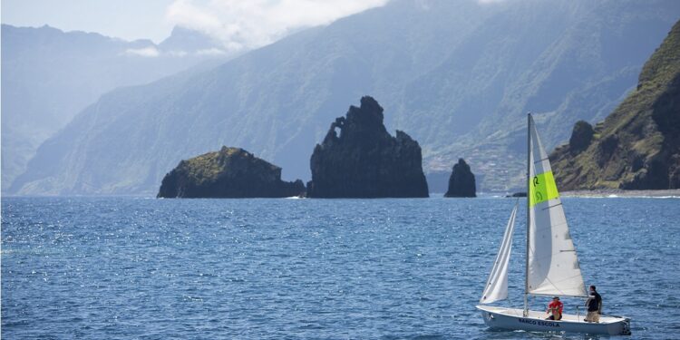 Conocer Madeira desde el agua
