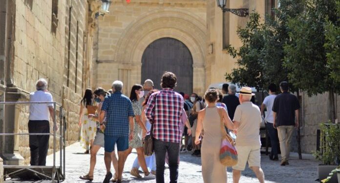 Diputación y Turjaén ponen a la provincia en el escaparate turístico andaluz