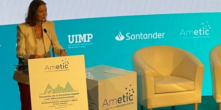 El Gobierno invertirá en Big Data para el turismo con fondos europeos