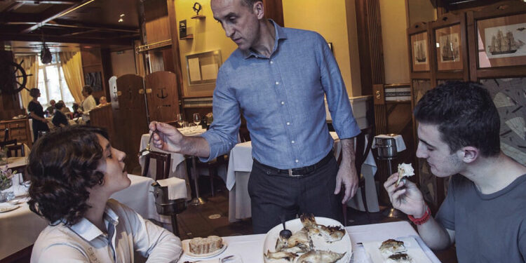 Elkano:"No podemos perder al cliente local"