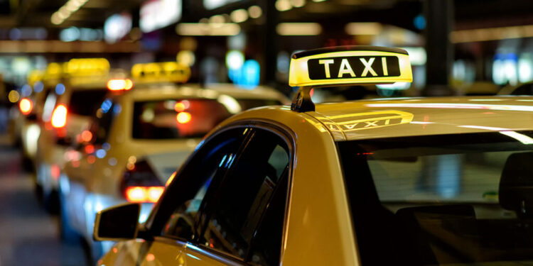 Taxi aeropuerto