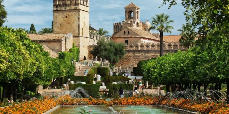 Así es el Alcázar de lo Reyes Cristianos de Córdoba