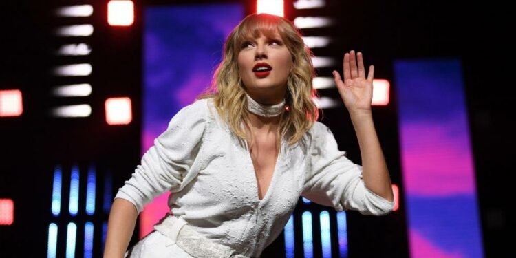 Expuesta: Taylor Swift es la celebridad "que más contamina" con sus viajes en jet privado