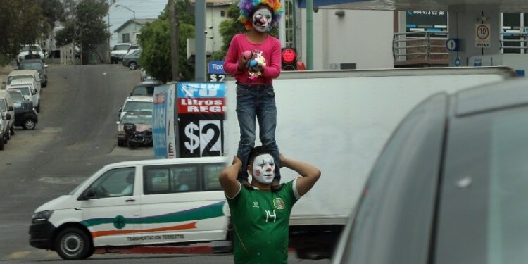 Incrementa presencia de niños en cruceros en Tijuana | Noticias de Tijuana