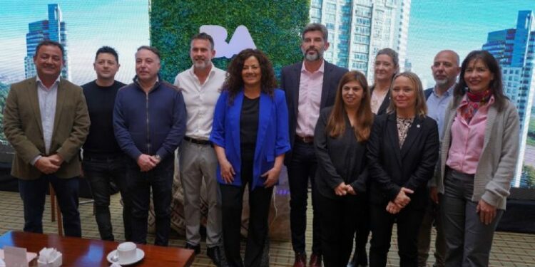 La Ciudad de Buenos Aires presentó su oferta turística en Mendoza