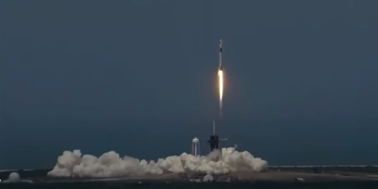 Lanzamiento de Artemis I atraerá miles de turistas a Florida