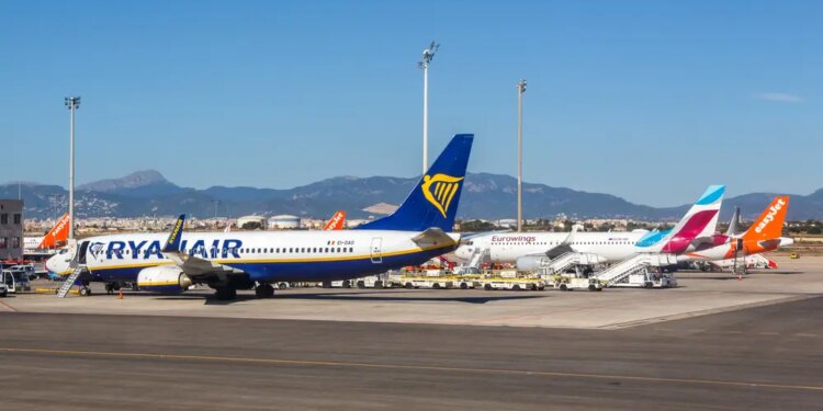 Aviones en el aeropuerto