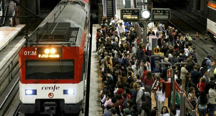 Los detalles del bono gratuito de trenes en Alcórcon: mínimo de viajes, fianza...