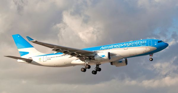 Mundial de Qatar 2022: pese a la suba del dlar, Aerolneas Argentinas ya vendi un 50% de sus vuelos y planea sumar ms