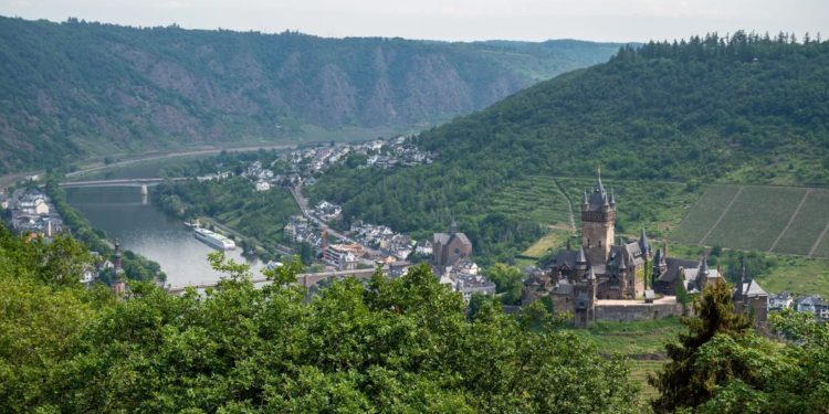 Novedades turísticas: viajes baratos en Alemania, volcanes y música