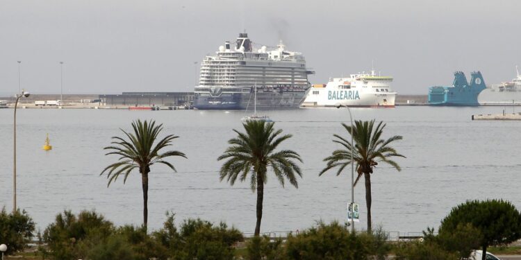 "Palma es la segunda ciudad europea con mayor contaminación por cruceros"
