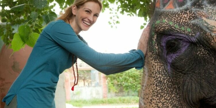 Película sobe el poder de los viajes y el amor propio: "Comer, rezar y amar"