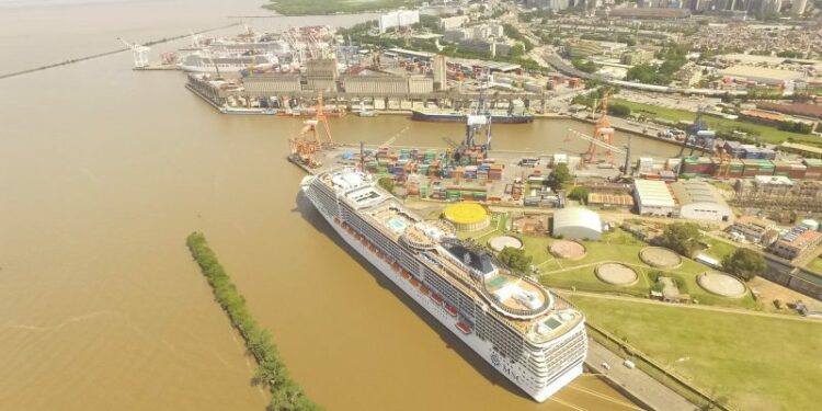 Puerto de Buenos Aires ya suma 129 cruceros programados en la temporada