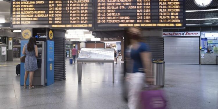 Así son los abonos multiviajes gratuitos de Renfe