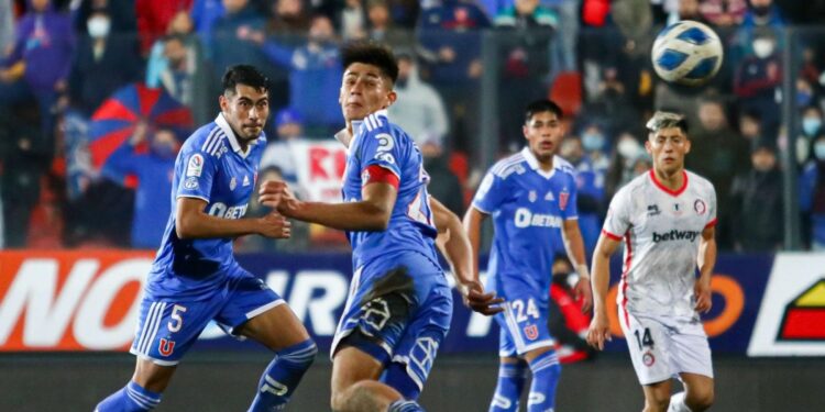 "Se valora mucho jugar en Santiago"
