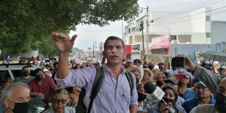 Unión de Usuarios libera cruceros mantendrá manifestación en oficinas de la CFE