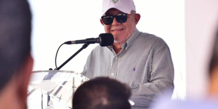 ¡Que se mochen! Llama Químico Benítez a empresarios a ver por el bien de Mazatlán