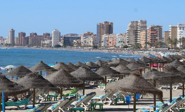Lo que cambia en agosto: las vacaciones más caras, Imserso y más huelgas aéreas