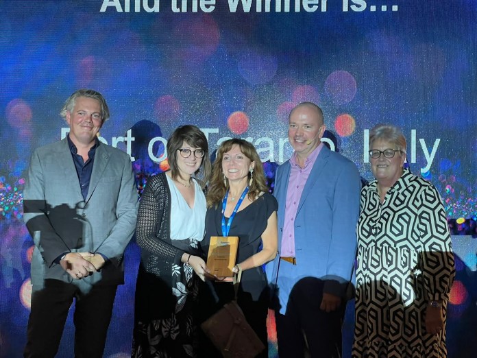 El Puerto de Taranto recibe el Premio al Destino del Año en los Seatrade Cruise Awards
