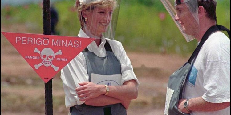 25 años de la muerte de la princesa Diana: la campaña contra las minas antipersonales | Noticias Univision Mundo