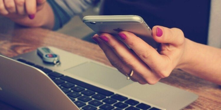 5-tips-y-consejos-de-kayak-para-viajar-ante-la-inflacion-