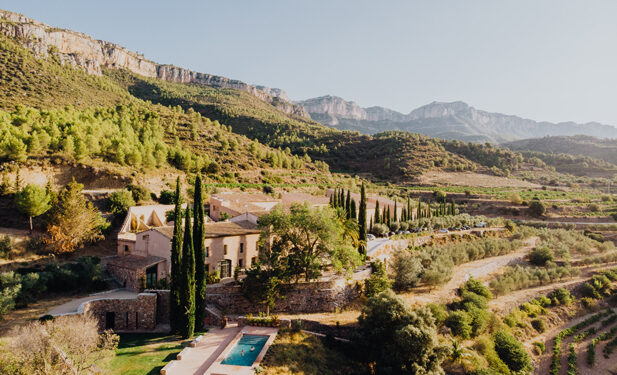6 hoteles con bodega de diseño para dar la bienvenida a la temporada de vendimia