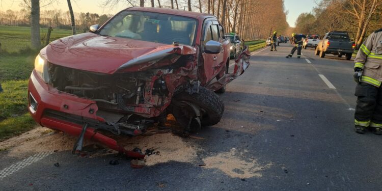 Accidente vehicular se registró en sector rural de Río Bueno
