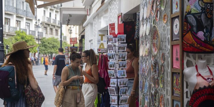Agencias de viaje de Andalucía rechazan una tasa turística tras varios años en una situación "muy drástica"