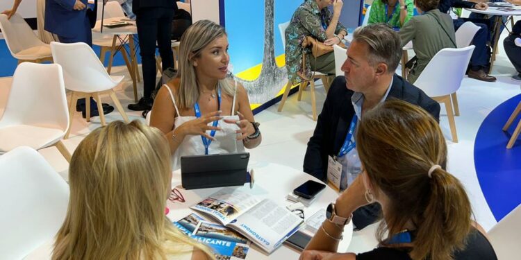 Alicante acude a una de las ferias de cruceros más importantes de Europa