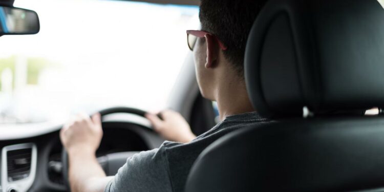 Alquiler de coches para tus viajes: encuentra las mejores opciones