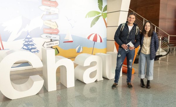 Andrea y Axel, los mejores alumnos de la UTU que ganaron un viaje para aprender más de campo