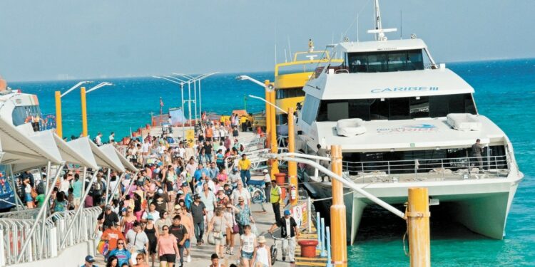 Arribo de cruceros a Cozumel se mantiene lejos de las cifras de prepandemia