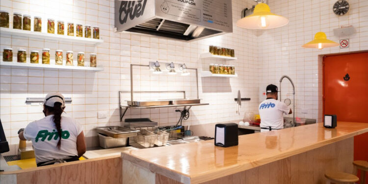 4 propuestas gastronómicas que debes conocer y que se encuentran dentro de Colima 76