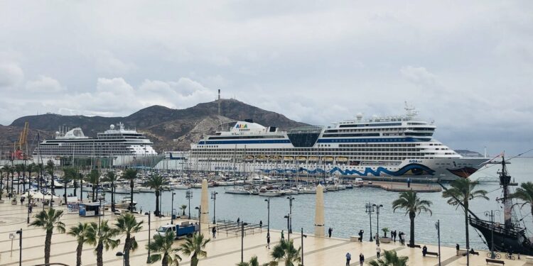 Cartagena supera las cifras del turismo de cruceros previas a la pandemia