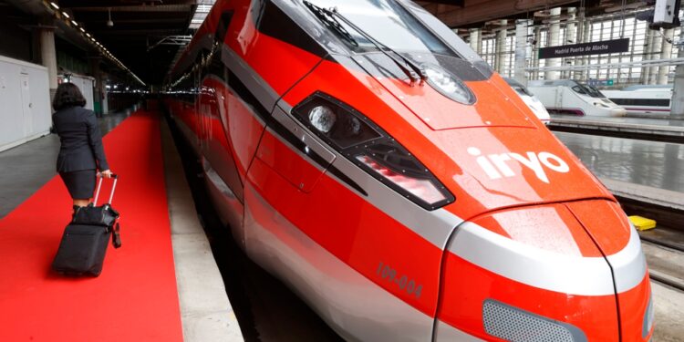 Cómo comprar los billetes de Iryo: viajes Madrid-Valencia por menos de 20 euros