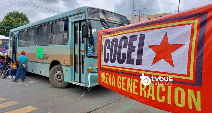 Con plantón en crucero en la capital, COCEI Nueva Generación exige 6.5 MDP