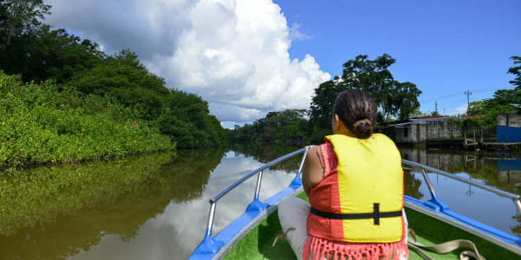 Costa Rica proyecta cerrar 2022 con 2 millones de turistas • Semanario Universidad