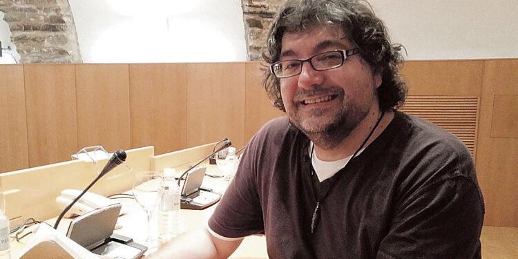 El escritor berciano Manuel Cuenya acudirá a la Fundación Merayo.