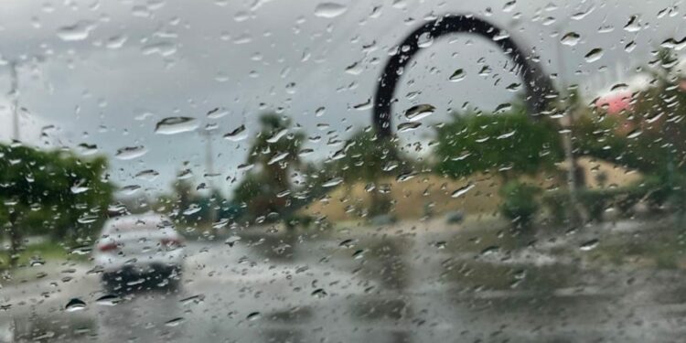 Depresión Tropical 15-E dejará lluvias torrenciales en Mazatlán