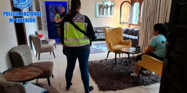 Desarticulan un grupo criminal en Mont-roig que prostituía a mujeres extranjeras