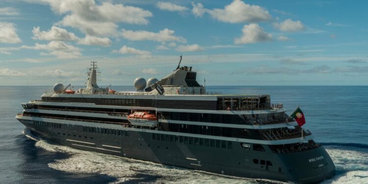 El Puerto de Ceuta recibe este domingo al primer crucero de la temporada de otoño