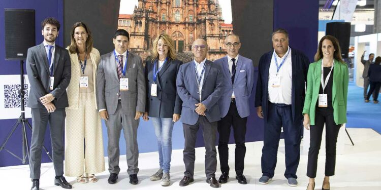 El Puerto de Huelva cierra un acuerdo con la naviera de cruceros "Seadream Yacht Club"