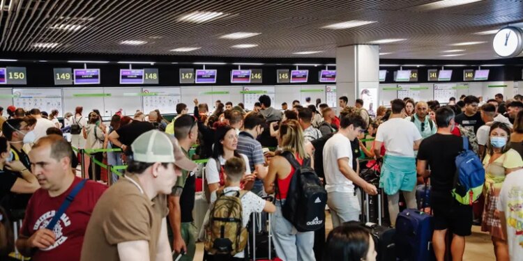 El recurso de las aerolíneas para aumentar sus ingresos y que puede subir el costo de volar