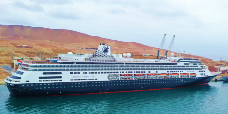Estrictas medidas de Covid-19 producen que los cruceros eviten llegar a Perú
