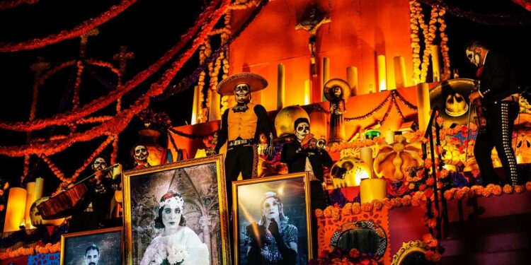 Regresa calaverandia, Parque Temático de Día de Muertos