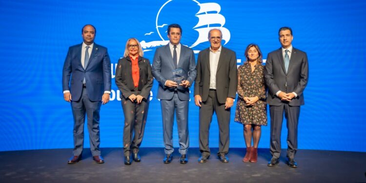 Francia e Italia reconocen a RD por excelente trabajo en Turismo